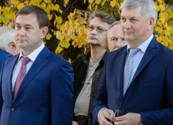 Воронежское правительство в День труда напомнило, на ком держится экономика области