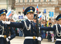 Борисоглебские кадеты  продемонстрировали "высший пилотаж" на параде Победы