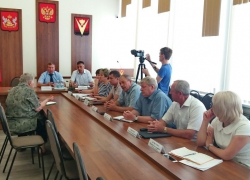 Частные и общие вопросы сферы ЖКХ. Тематический прием граждан прошел сегодня в Борисоглебской администрации