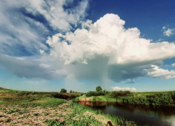 Удивительной красоты облако сфотографировали в Новохоперском районе