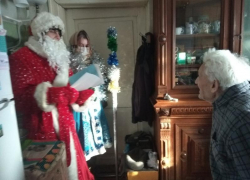 Волонтеры  Борисоглебска  дарят  праздник тем,  кому он очень нужен 