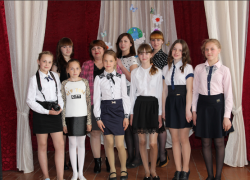 Юные волонтёры из Терновского села Народное начали Год добровольца с добрых дел