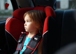 Внимание автомобилистов! Изменились правила перевозки детей.
