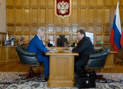 Александр Гусев пообещал Поворинскому району 14 млн рублей на покупку коммунальной техники