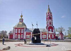 Памятник Борису и Глебу встретил свое первое утро в городе