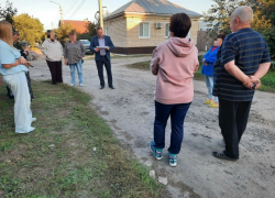 Константин Недорезов встретился с жителями улицы Богдана Хмельницкого
