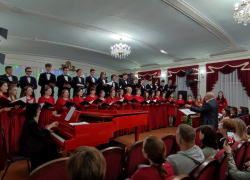 В Борисоглебске прошел большой новогодний концерт в поддержку СВО