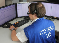 Грибановского диспетчера, принимавшего вызов от замерзающей школьницы, отправили под домашний арест