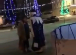 Женщина написала заявление на Деда Мороза после избиения у елки в Борисоглебске