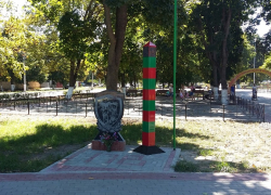 Памятный знак защитникам рубежей установили в центральном сквере Борисоглебска