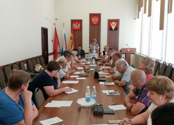 Борисоглебские партийцы и общественники встретились для разговора о насущном в администрации