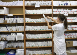 В 2024 году в России откажутся от бумажных медицинских карт