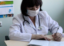 Медиков Воронежской области за «оказание дополнительной помощи» простимулируют деньгами