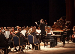 В Борисоглебске «классика и не только…» прозвучала со сцены ЦДК «Звездный»