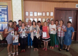 В Борисоглебске сотрудников сельских домов культуры научили вышивать лентами