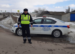  По дороге из Борисоглебска  семья с маленьким ребенком оказалась в трудной ситуации на ночной трассе