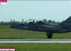 Первый канал: летчиков, посадивших на аэродроме Борисоглебска ЯК – 130 без одной стойки шасси, представят к государственной награде