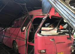 Рухнувшая крыша в МУП "Борисоглебскавтотранс" раздавила 4 автобуса