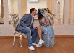 362 пары сыграют скромную свадьбу на Красную горку в Воронежской области