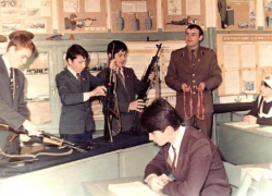 В российские школы хотят вернуть уроки НВП