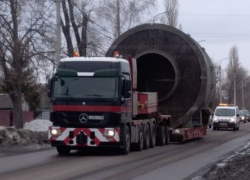 Борисоглебцев впечатлила транспортировка негабаритного оборудования по дорогам города