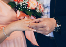 Больше половины браков в Воронежской области заканчиваются разводом