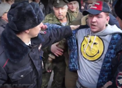 Известного в Борисоглебске активиста "скрутили" на оппозиционном митинге в столице Черноземья