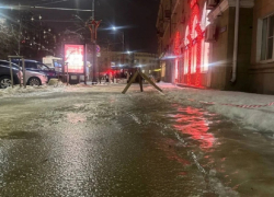 Губернатор Воронежской области поручил коммунальщикам  трудиться круглосуточно из-за резкого похолодания