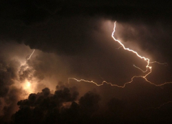 Ливень с грозой пообещали синоптики жителям Воронежской области в канун выходных