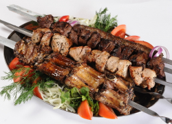 Роспотребнадзор объяснил жителям Воронежской области правила приготовления шашлыка на природе