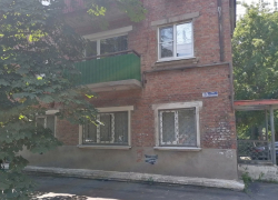 Управляющая компания в Борисоглебске предложила жителям дома с текущей крышей поднять себе тариф за обслуживание
