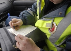 Автомобилисты вместо 500 рублей штрафа могут поплатиться 1,5 тысячами 