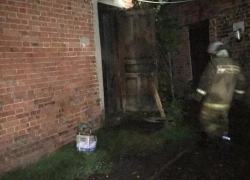 Ночью в Борисоглебске сгорел заброшенный склад