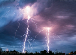 Спасатели предупредили жителей Воронежской области о граде и сильном ветре