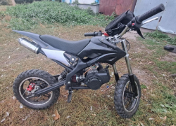 11-летний ребенок за рулем питбайка перевернулся в Новохоперском районе