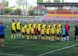 Уверенную победу одержали юные футболисты г. Борисоглебска над командой из Поворино