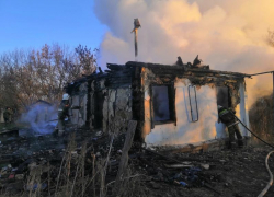 В страшном пожаре погибла многодетная семья: СК по Воронежской области возбудил уголовное дело 