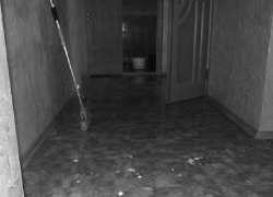 Жительница Борисоглебска требует компенсации  за  потоп  в  своей квартире 