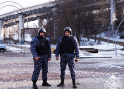 Мужчину без сознания обнаружили в столице Воронежской области росгвардейцы