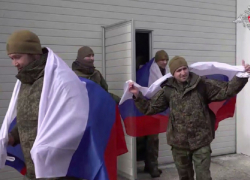 О возвращении из украинского плена еще троих воронежцев рассказал губернатор Александр Гусев