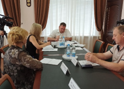 Во время прямой линии борисоглебцы задали Андрею Пищугину более сотни вопросов