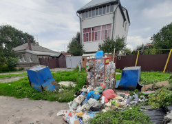 Диспетчер сказала, что это – не их проблема: мусорная реформа в Борисоглебске – «кринж»