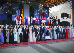 В Борисоглебске отгремел общегородской выпускной вечер