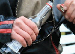 В Новохопёрском районе задержали похитителя водки и колбасы