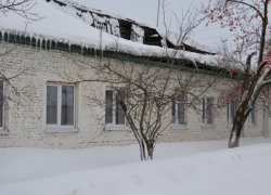 В Поворино из-за снега рухнула крыша детсада