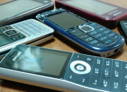 Свертки с мобильными телефонами перебросили на территорию  исправительной колонии Борисоглебска