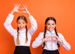 «Ростелеком» провел благотворительную акцию «Вместе в школу» в Воронеже