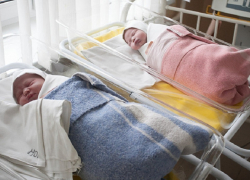 В Воронежской области увеличилось число несовершеннолетних мам