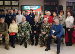 Встреча ветеранов боевых действий и поэтов прошла в центральной библиотеке Борисоглебска