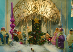 Уникальная выставка старинных елочных игрушек открылась в Борисоглебском музее